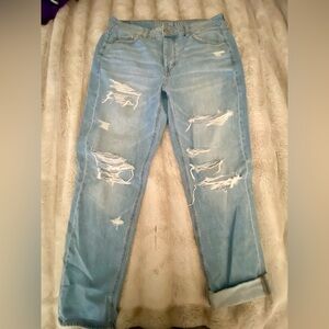 American Eagle Outfitters Tomgirl Light Blue Distressed Women's Jeans